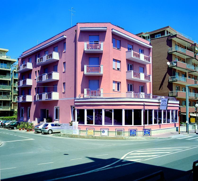 Hotel Corallo Pietra Ligure Exteriér fotografie